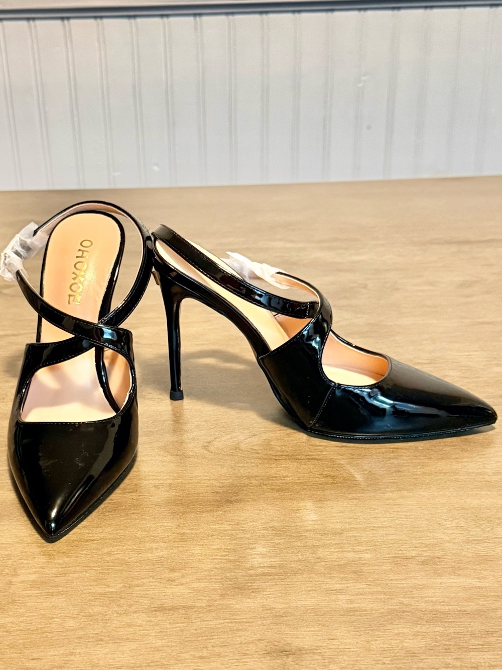 OHOXOE Black Patent Pointed Toe Cross-Strap Stiletto Heels